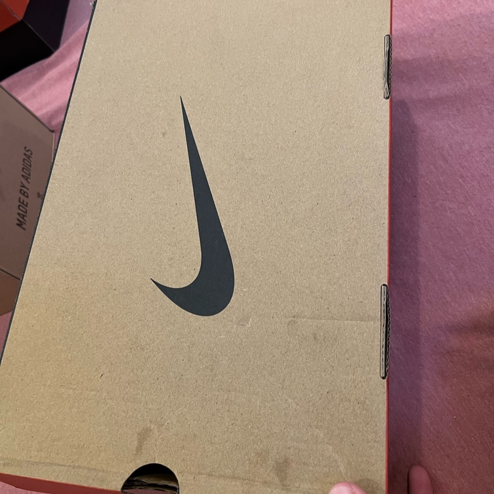 Jordan Retro 11 - Picture 4 of 6